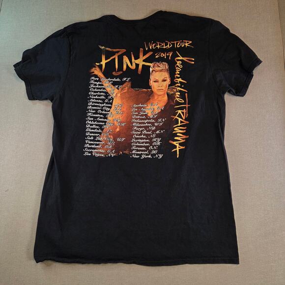 Pink Beautiful Trauma World Tour 2019 Concert Tee Shirt Band T-Shirt L - Picture 8 of 9